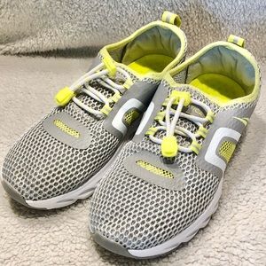 Nautica Women’s Water/Jogging Shoes